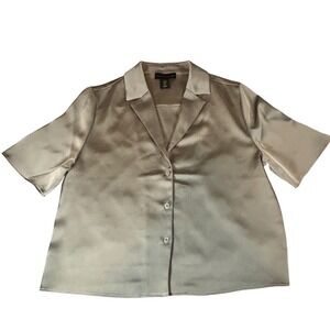 House of Harlow 1960 Satin Button Down Blouse Soft Grey Short Sleeve Small